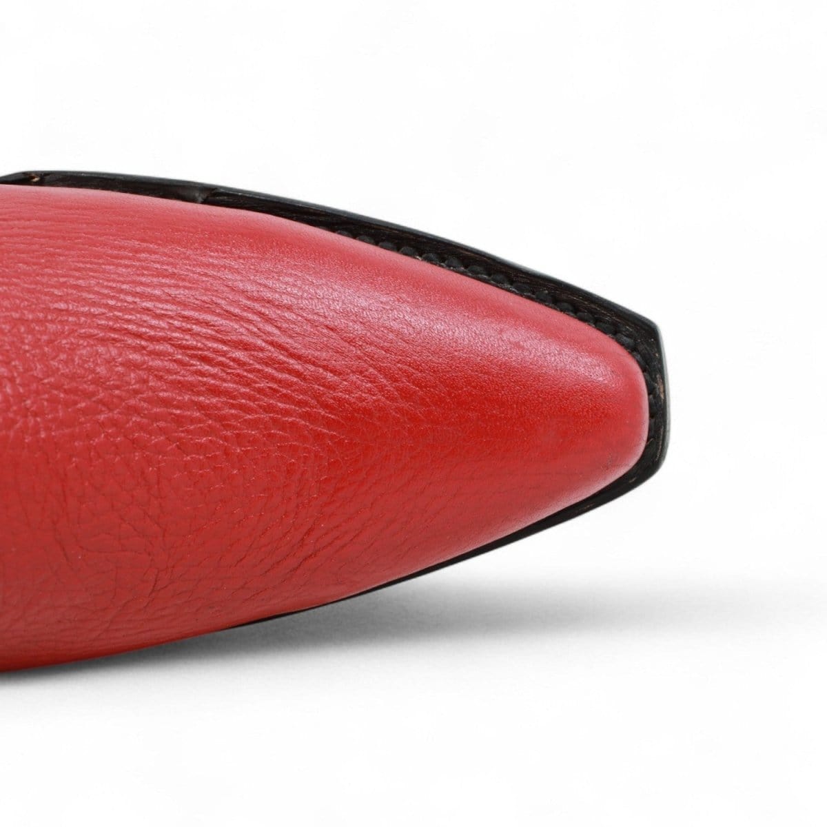 Women´s Genuine Leather J Toe Boots With embroidered Design - Red Color - La Carreta toe view