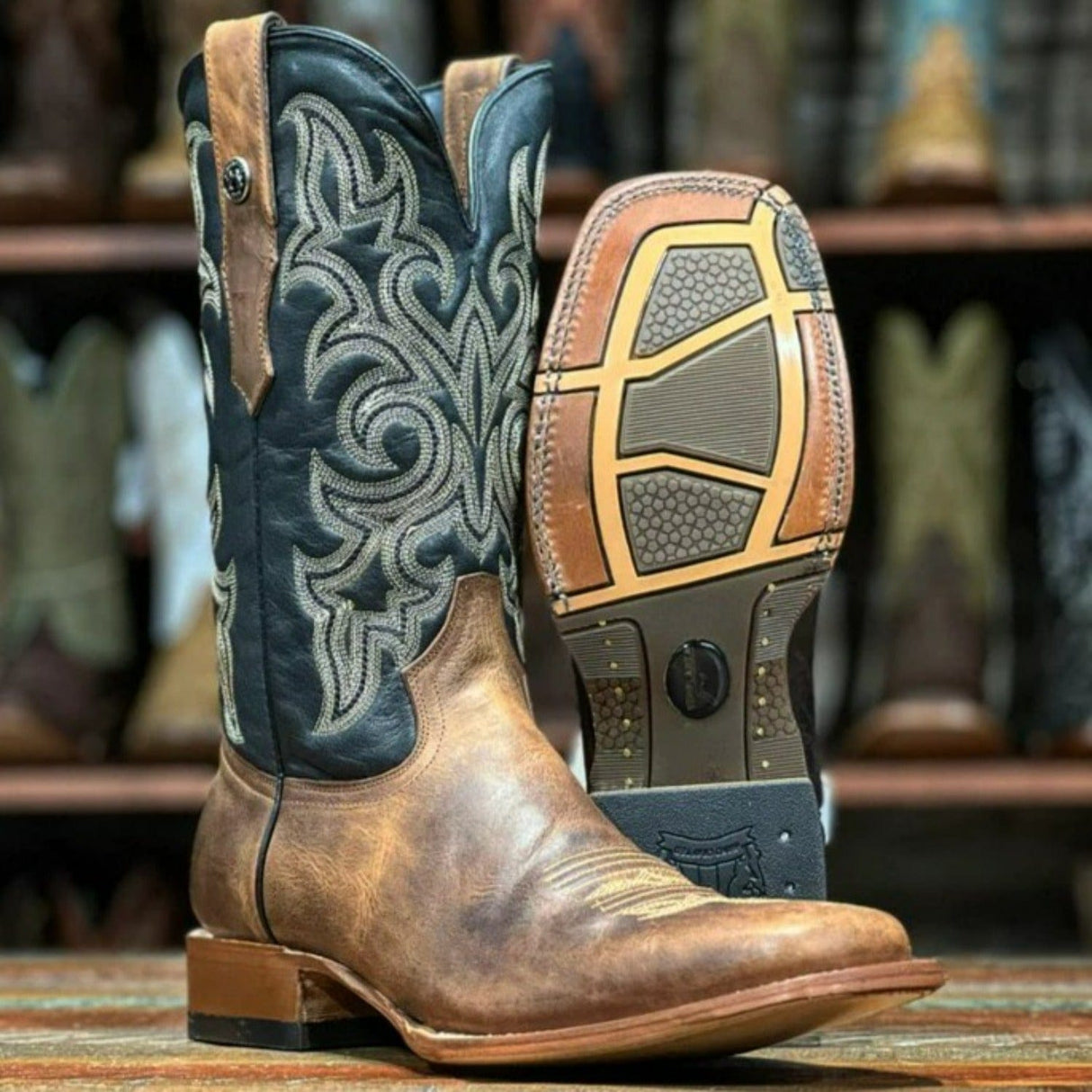 Tanner Mark Boots Boots Tanner Mark Men's Square Toe Leather Boots Alamo Honey TM207043